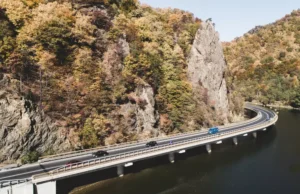 Valea Oltului se închide în plin sezon