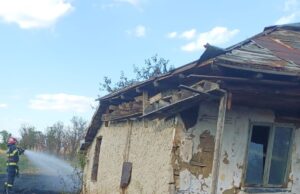 Incendiu în Căldăraru. Victimă cu atac de panică