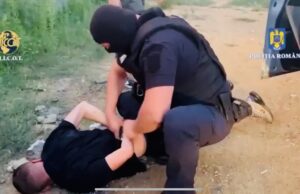 VIDEO. Traficanți de droguri prinși în flagrant în Argeș