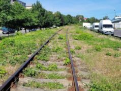 O femeie a murit după ce a fost acroșată de tren în zona C.N.C.D