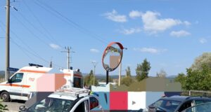 Accident grav la Bughea de Jos. Intervin pompierii cu echipajul de descarcerare