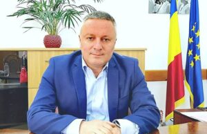Vicepreședintele C.J. Argeș: ,,Doamna Lasconi, e momentul să puneți mâna pe carte și să realizați că a fi primar nu înseamnă doar a arăta cu degetul în toate direcțiile!”