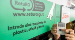 4 români au furat 30.000 lei cu deconturi la supermarketuri. Breșă în sistemul ReturRo