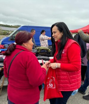 Ministrul Simona Bucura-Oprescu și echipa PSD, din nou în mijlocul gospodarilor de pe Valea Râului Doamnei