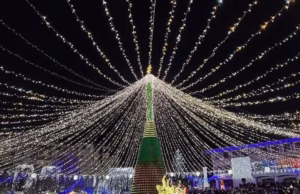 Se aprinde iluminatul festiv la Mioveni. Toti cetățenii sunt invitați să ia parte la eveniment