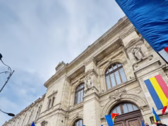 Mii de oameni așteaptă judecarea contestației lui Călin Georgescu la Curtea de Apel București