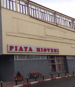 Program special de Crăciun la Piața Agroalimentară ,,DACIA” din Mioveni