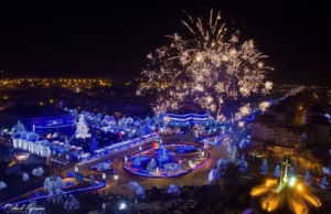 Locuitorii din Mioveni sunt invitați să participe la focul de artificii din noaptea de Revelion