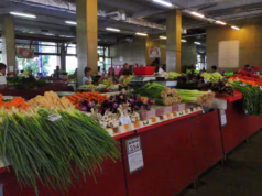 Este ziua marelui BOICOT! Românii se mobilizează masiv împotriva supermarketurilor străine: cum sunt eliminați de la raft producătorii autohtoni