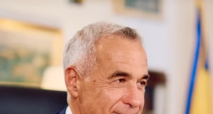 George Simion anunță când își va depune Călin Georgescu candidatura. Are peste 400.000 de semnături și încă mai vin.