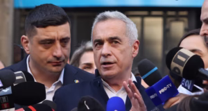 SCUT internațional pentru GEORGE SIMION. Val de susținere în fața unei posibile blocări a candidaturii acestuia