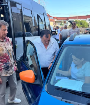 Microbuze noi pentru elevii din comuna Bogați