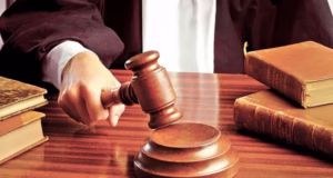 Dosarul liderului suveraniștilor, în fața unui judecător incomod pentru sistem: a DESFIINȚAT toate dosarele la comandă