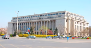 Comunitatea Declic cere Guvernului să taie banii pentru partide: Premierul a uitat propria promisiune, de a reduce subvențiile partidelor la rectificarea bugetară