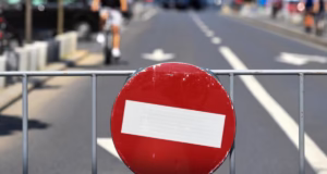 Restricții temporare de circulație pe strada Bănănăi – zona trecerii la nivel cu calea ferată