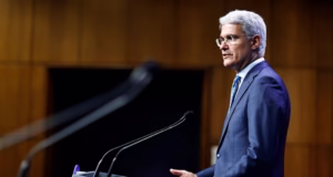 Ministrul Investițiilor: Am decis să sesizez Parchetul European pe subiectul achiziției microbuzelor electrice pentru elevi