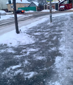 Materiale și utilaje pentru deszăpezire – pregătite pentru eventualitatea condițiilor meteo de îngheț și zăpadă, la Pitești