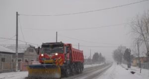 Restricții de circulație. Iarnă grea pe drumurile României – Se circulă în condiții de iarnă în toată țara.