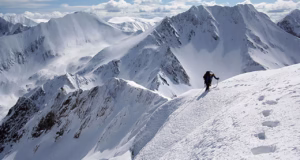 Risc mare de avalanşe în masivul Făgăraş