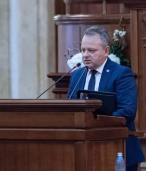 Un deputat PNL vrea legalizarea prostituției, dar evită să spună dacă i-a zis lui Bolojan. ”Am discutat cu oameni din zona bisericii”
