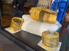 Coiful de aur de la Coțofenești și brățările dacice au fost găsite și vor reveni în România