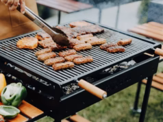 2.500 lei amendă dacă stai la casă și faci grătar în curte. La câți metri de casă ai voie să pui grătarul?