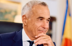 Călin Georgescu: ,, Este un guvern de găini speriate care scarmă în țărână, încercând să ne demonstreze că ei pot zbura”