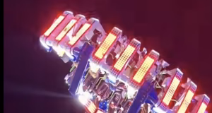 Momente de groază la Caransebeș: tineri blocați cu capul în jos într-un carusel defect, intervenție de urgență a pompierilor