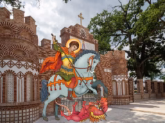 Peste un milion de români își sărbătoresc astăzi onomastica