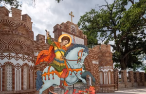 Peste un milion de români își sărbătoresc astăzi onomastica