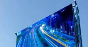 Pitești devine Smart City pentru siguranța cetățenilor! Copii dispăruți sau avertizări meteo, afișate în sub 60 de secunde pe panourile publicitare din oraș