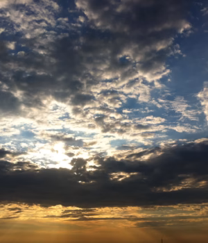 Iarna se întoarce în mai: Blocajul atmosferic Omega aduce minime de -5 grade în Europa. România va fi afectată și ea