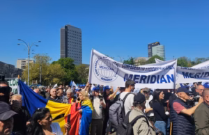 Sindicaliștii, pensionarii și studenții îi cer socoteală Guvernului pentru măsurile luate, în Piața Victoriei