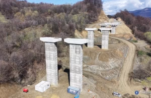 Italienii – mobilizare intensă pe Autostrada Sibiu-Pitești