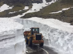 A început deszăpezirea pe Transfăgărășan!
