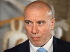 Ministrul Culturii a demisionat după scandalul înjurăturilor dintr-o înregistrare audio. UDMR: ”Limbaj inacceptabil”