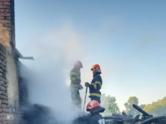 Locuință făcută scrum în Berevoiești. Au ars 400 mp de construcție