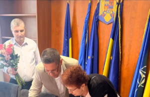 Eveniment emoționant la Bradu. Cuplurile care au împlinit 50 de ani de căsătorie au fost premiate