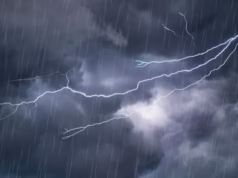 Toată ţara intră sub cod portocaliu şi galben până sâmbătă: furtuni, vânt până la 100 km/h şi grindină