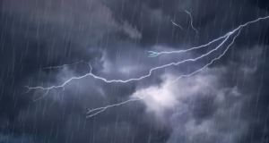 Toată ţara intră sub cod portocaliu şi galben până sâmbătă: furtuni, vânt până la 100 km/h şi grindină