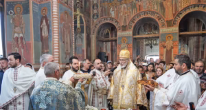 Sfântul Cuvios Atanasie Athonitul cinstit la o parohie din Argeş