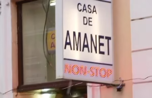 Escrocherie la două case de amanet din Mioveni. Cum a reușit un tânăr să păcălească pe toată lumea