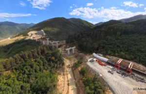 Începe greul pe șantierul Autostrăzii Sibiu–Pitești. Cum sunt construite viaductele uriașe de pe Valea Oltului