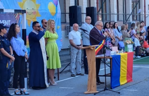 Comuna Bascov, pregătită pentru noul an școlar! Ghiozdane pentru 245 de copii, transport gratuit și școli dotate modern. Mesajul primarului Gheorghe Stancu în prima zi de școală