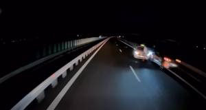 Pericol uriaș pe DEx12 Craiova–Pitești! Două mașini, oprite pe carosabil în întuneric
